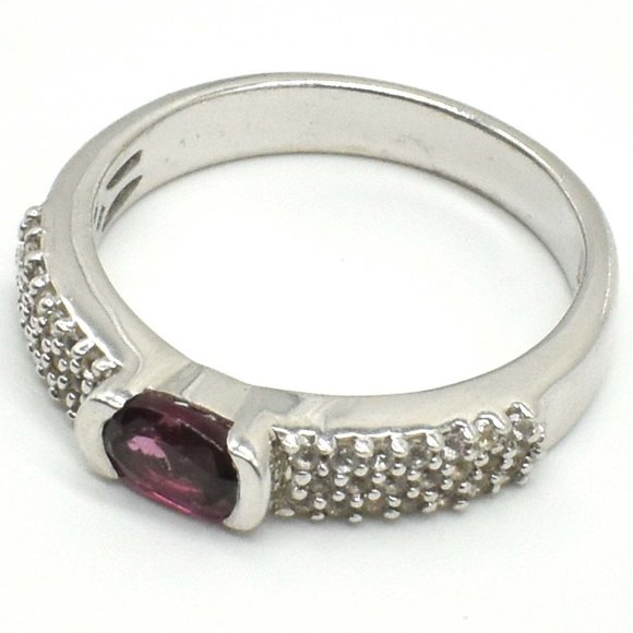 925 Sterling Silver Garnet and Cubic Zirconium Ring, Size 7 - Picture 5 of 5